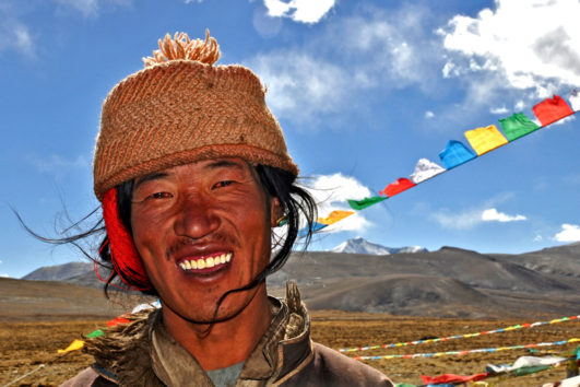 CHINA/TIBET: Vom Volk der Naxi über Shangri La nach Lhasa bis zum Mount Everest